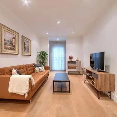 Lersundi Chic Apartment *